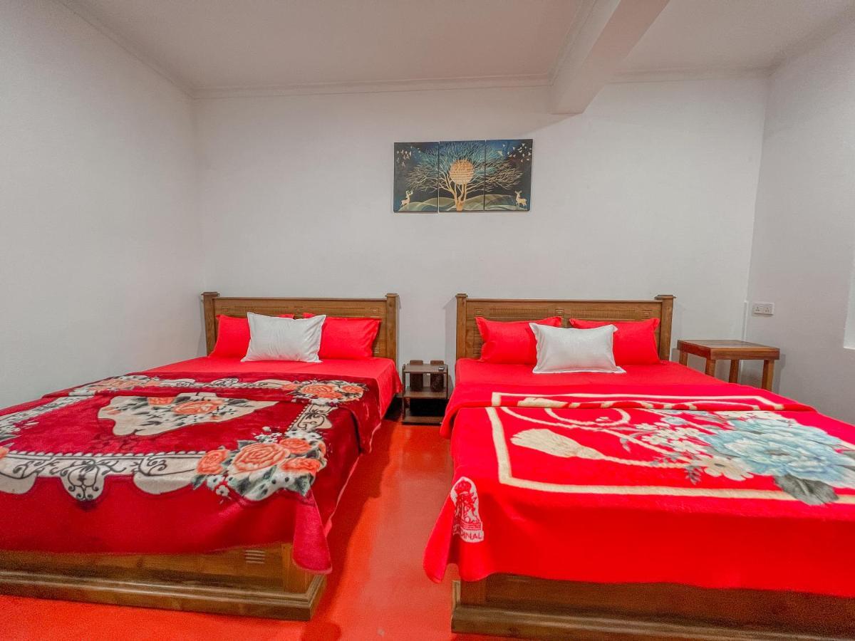 Royal Guest Hotel Inn Нувара-Элия Экстерьер фото