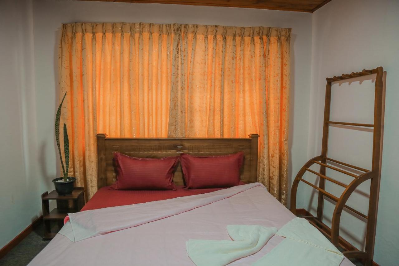 Royal Guest Hotel Inn Нувара-Элия Экстерьер фото