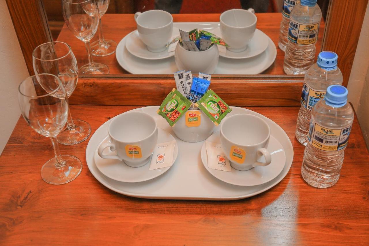 Royal Guest Hotel Inn Нувара-Элия Экстерьер фото